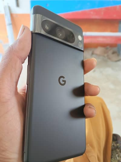 Google Pixel 8 Pro