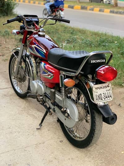 everything is good engine bhot acha hy