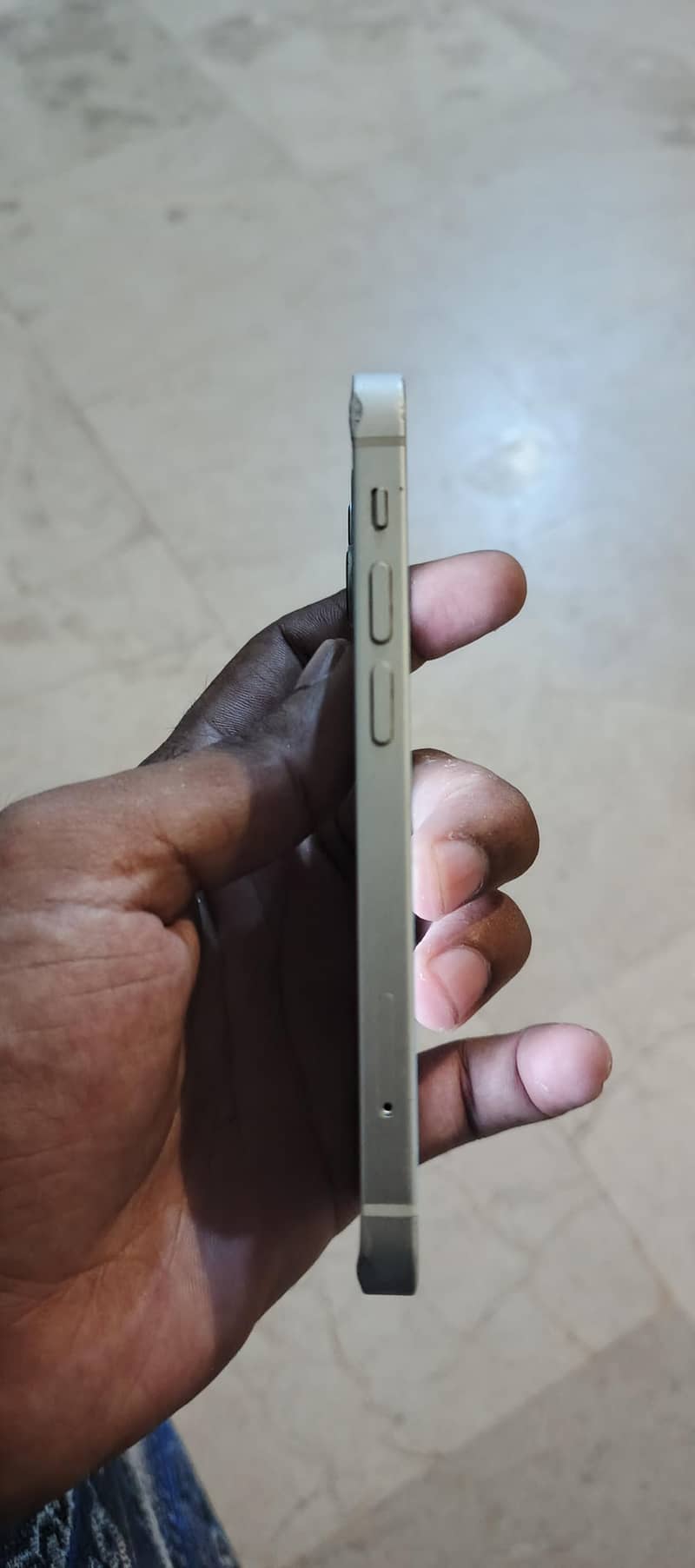 Apple iPhone 13 mini 3