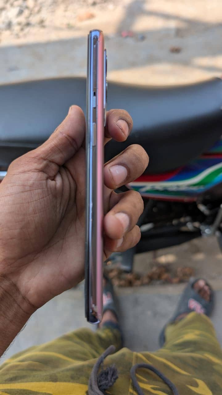 One Plus 9 4