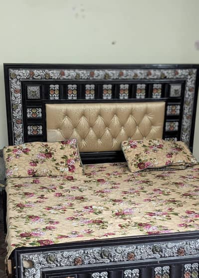 Queen size Bed with mattress