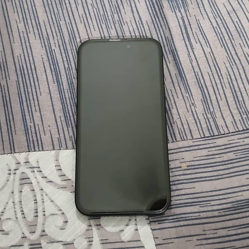 Apple iPhone 15 3