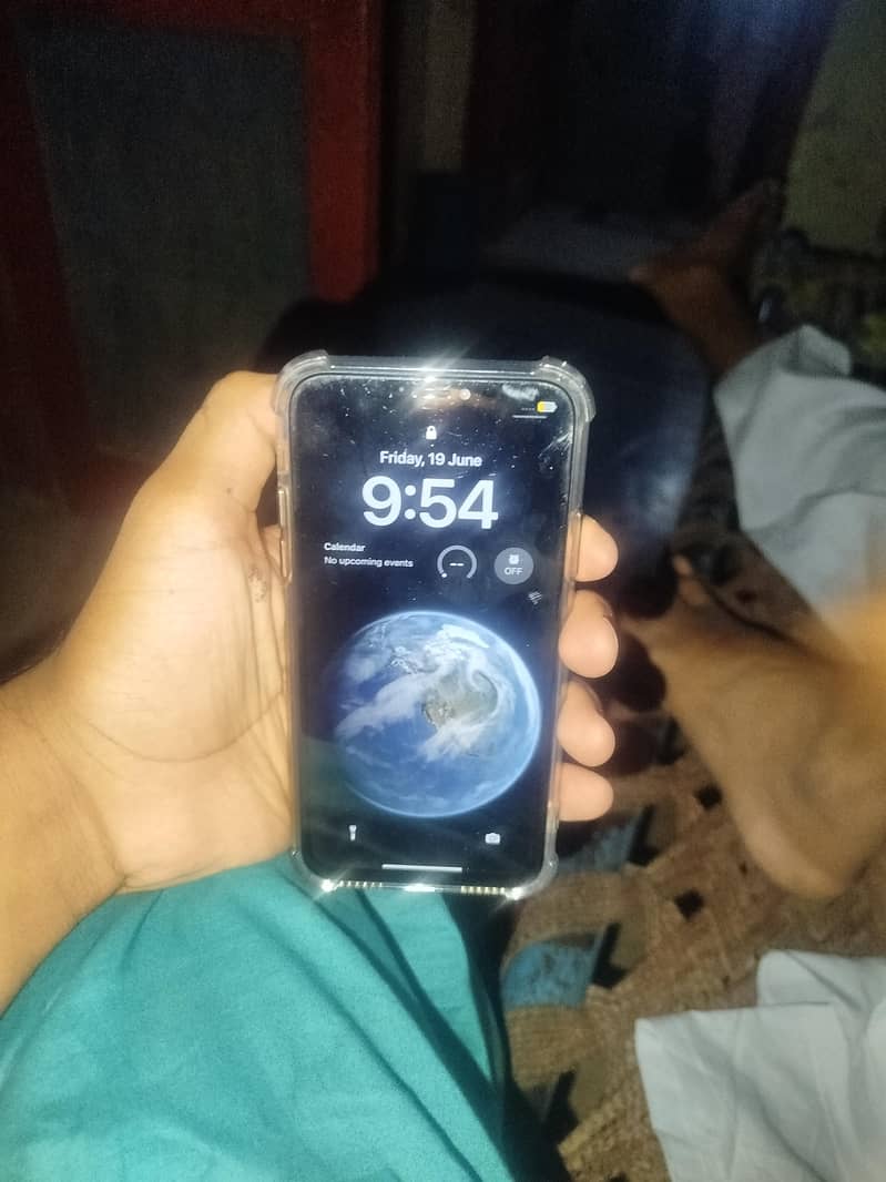 Apple iPhone X 0