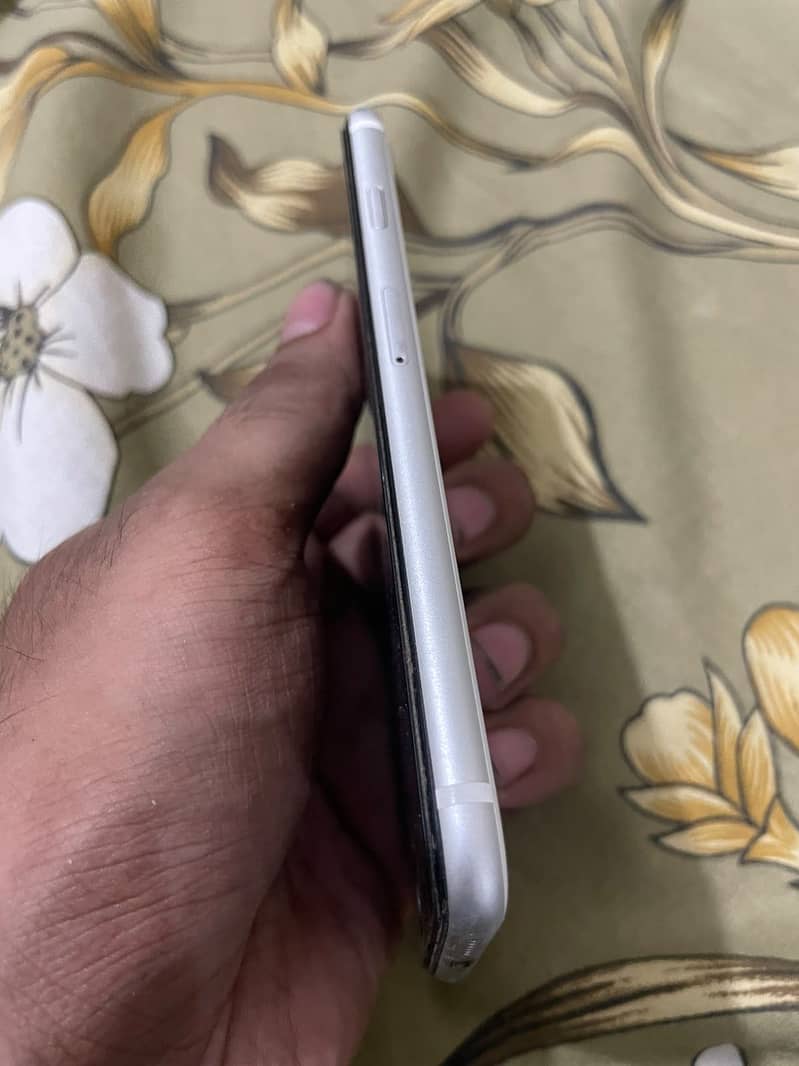 Apple iPhone SE 2