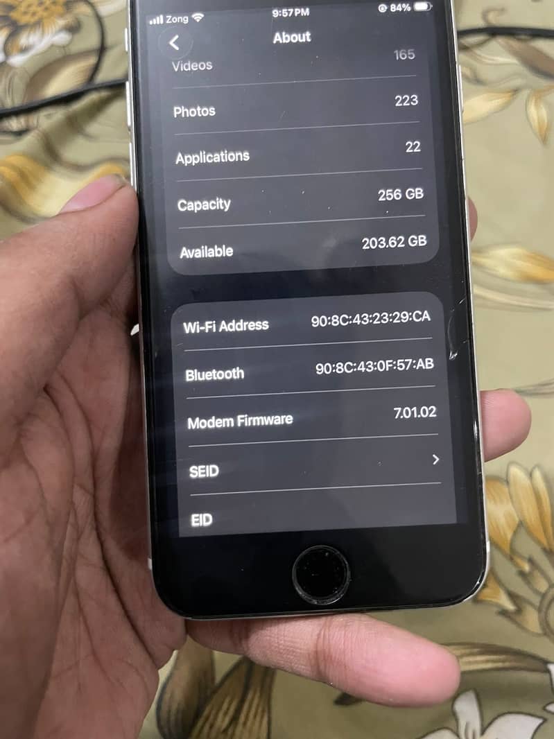 Apple iPhone SE 7