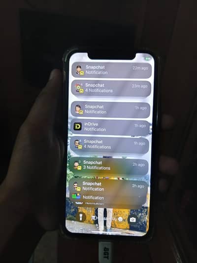 Apple iPhone XS whatsapp num 03037400912