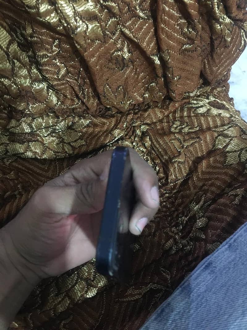Apple iPhone 12 2