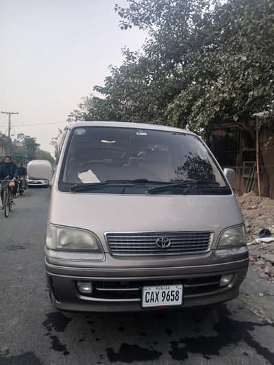 Toyota hiace supercustom