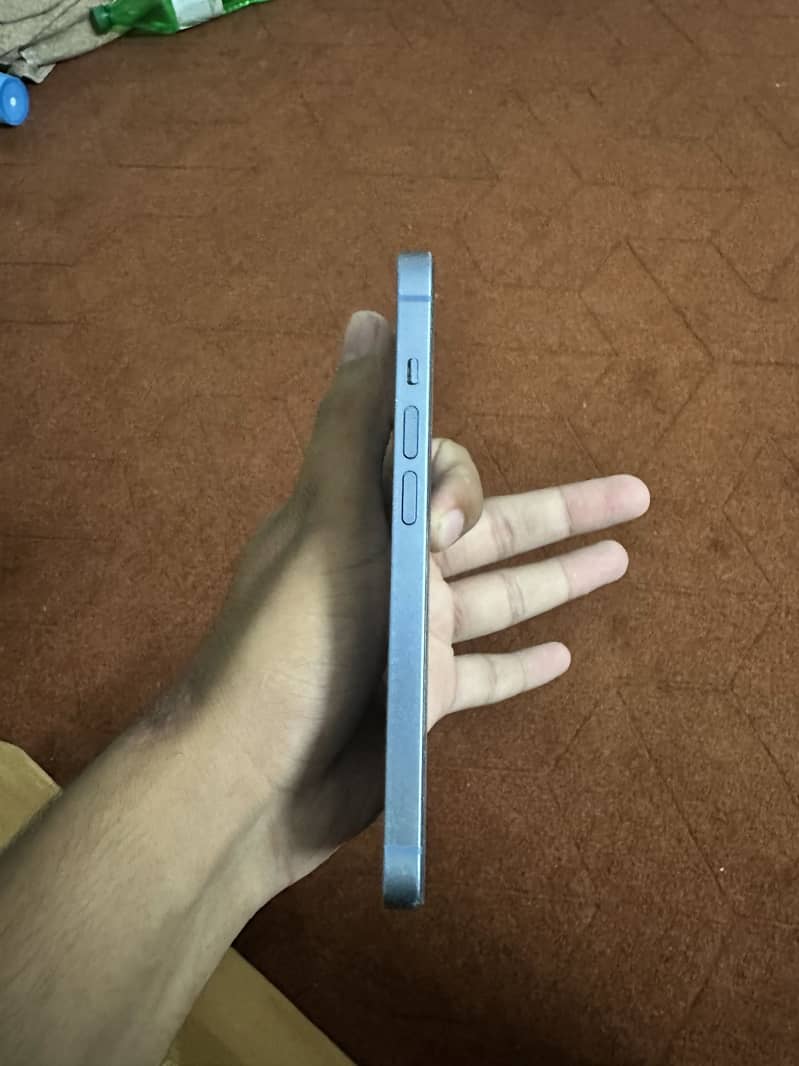 Apple iPhone 14 2