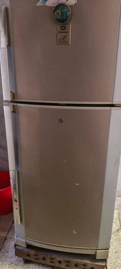 100%origial fridge urgent sale