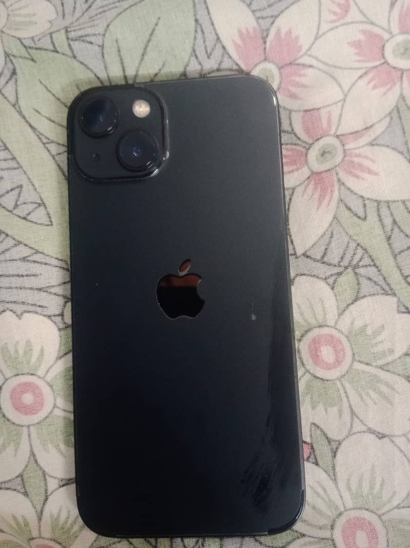 Apple iPhone 13 5