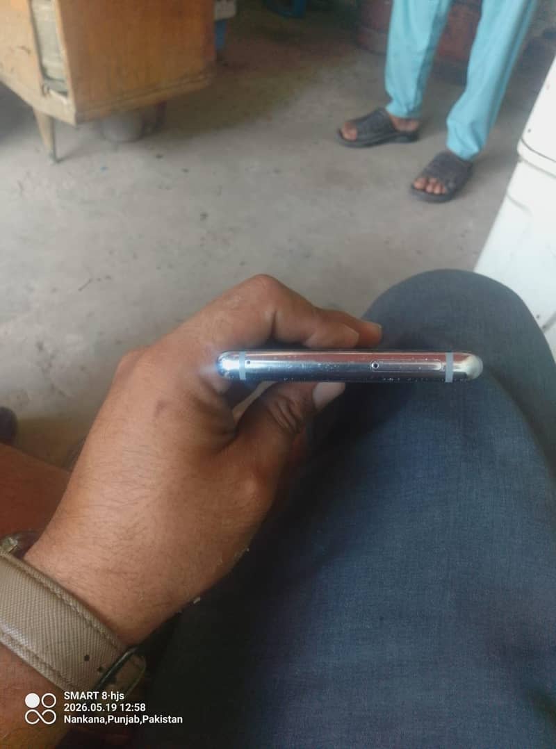Samsung Mobile Note 8 1