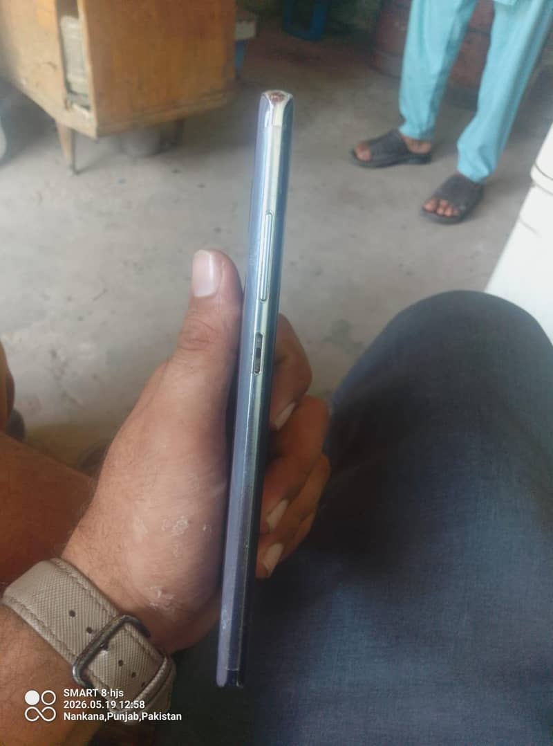 Samsung Mobile Note 8 2