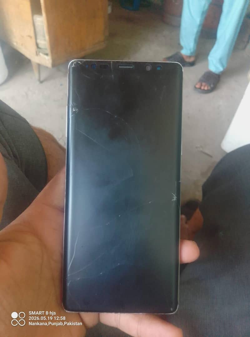 Samsung Mobile Note 8 6