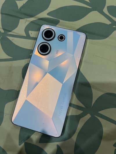 Tecno CAMON 20