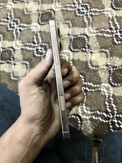 iPhone 16 Pro Max 256GB Desert Titanium JV | 92% Battery Health