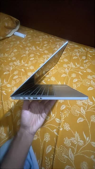 MacBook pro 2015 model 8/128 Gb