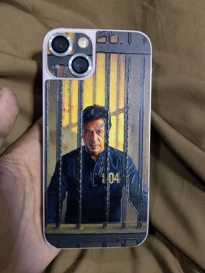 Apple iPhone 13 3