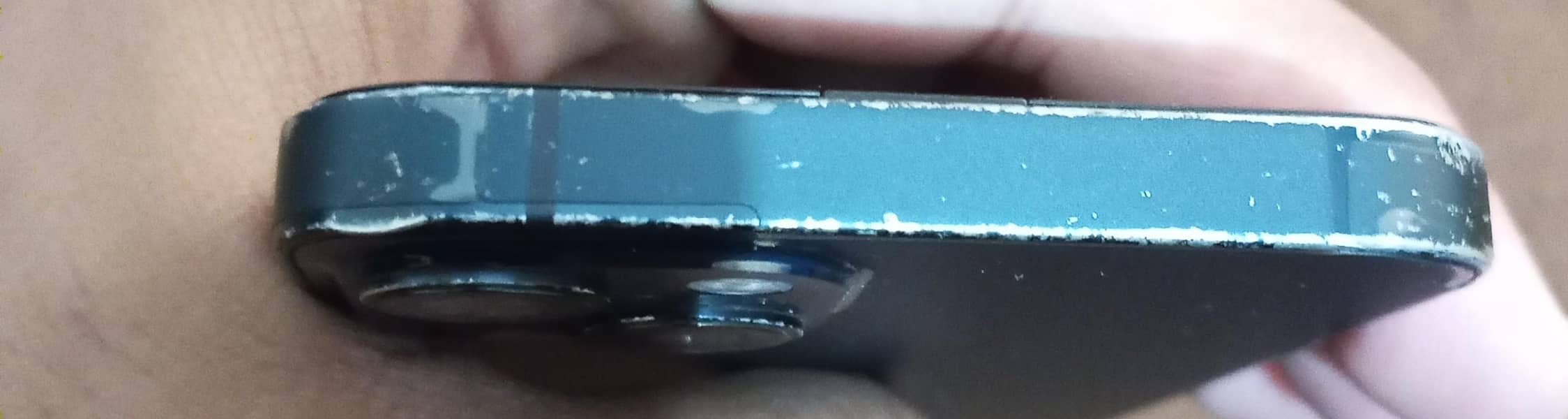 Apple iPhone 13 6