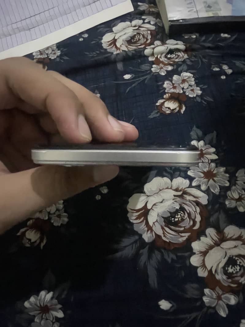 Infinix Note 11 4