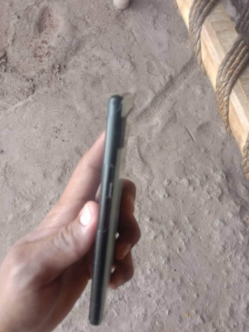 Google Pixel 6a 3