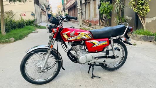 red cd honda125 2025model