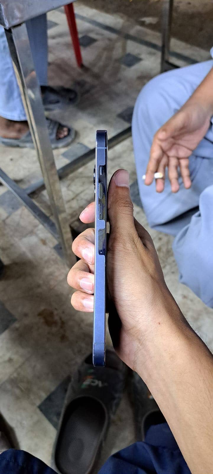 Apple iPhone 13 Pro Max 2