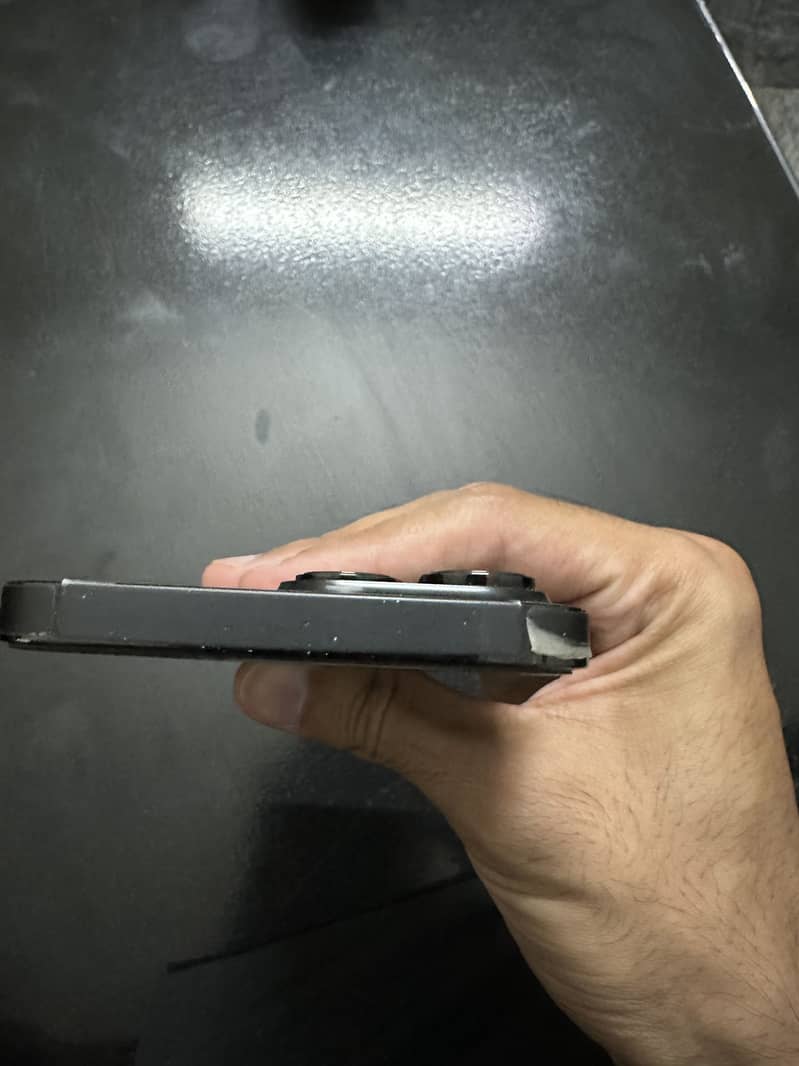 Apple iPhone 14 Pro Max 3