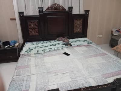 Bed - King Size (sheesham wood)