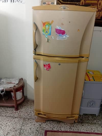 dowlance fridge for sale