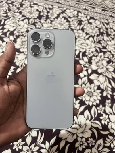 Apple iPhone 15 Pro Max urgent seal ha