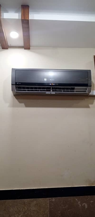 01 ton spilt Ac