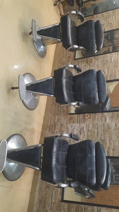 Saloon Chairs