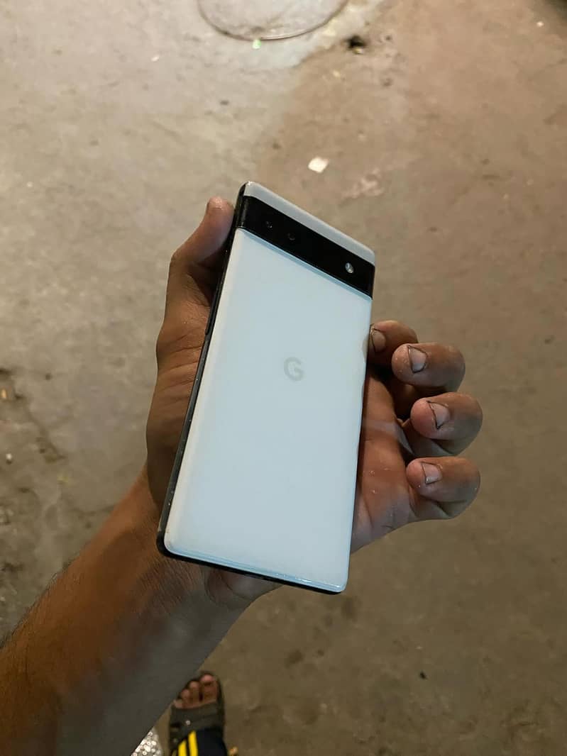 Google Pixel 6a 4