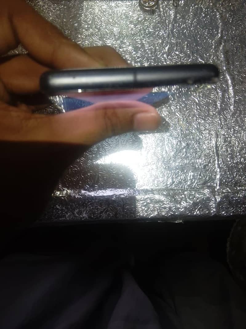 Google Pixel 7 4
