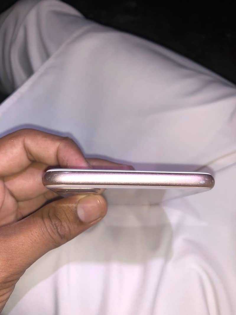 Apple iPhone 8 Plus 6