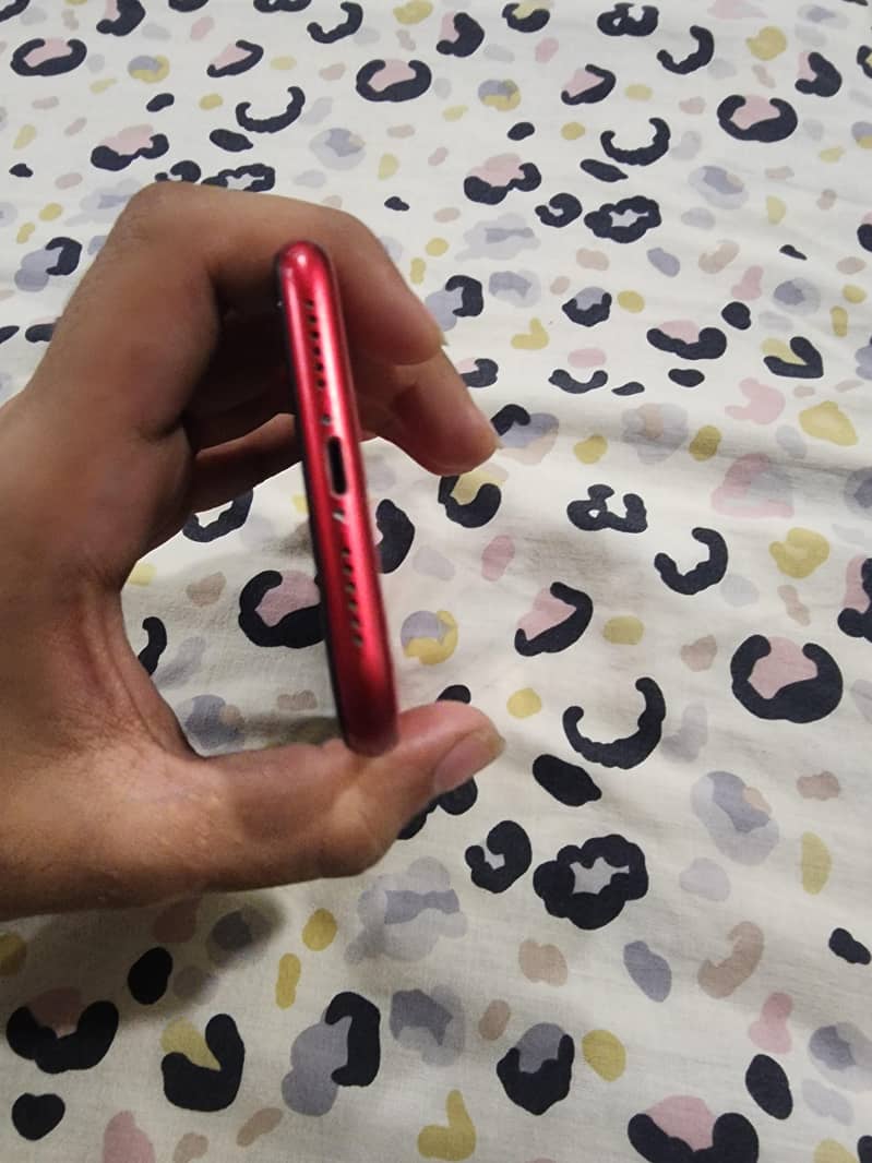 Apple iPhone 11 5