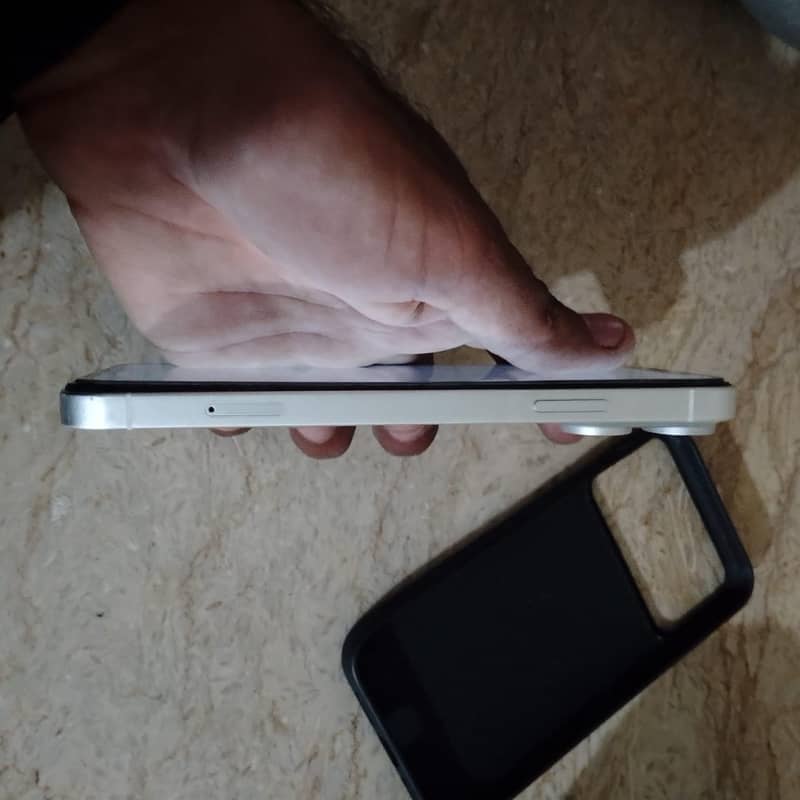 iphone 17 pro 4
