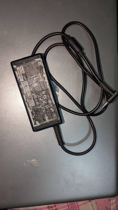 Hp laptop charging adopter