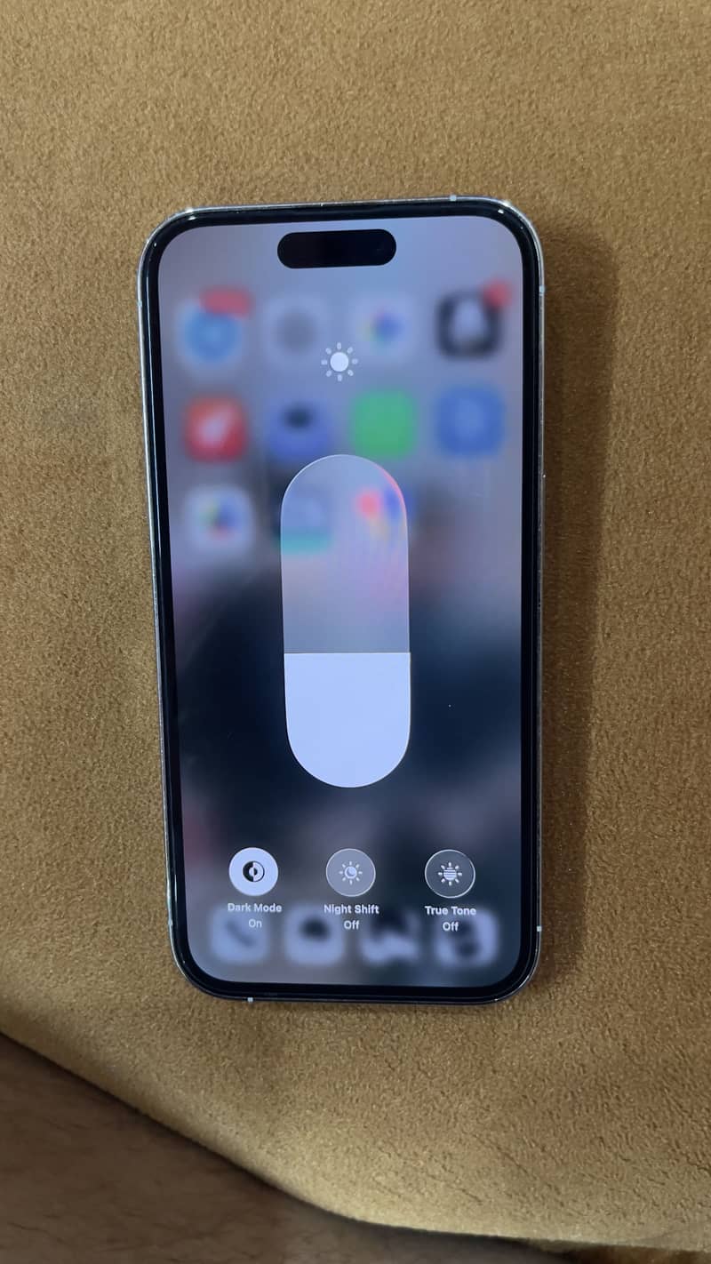 Apple iPhone 14 Pro jv 7