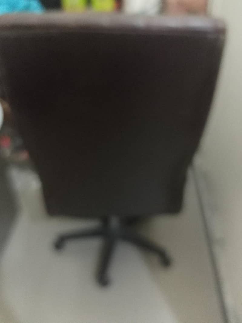 Executive Chair 2