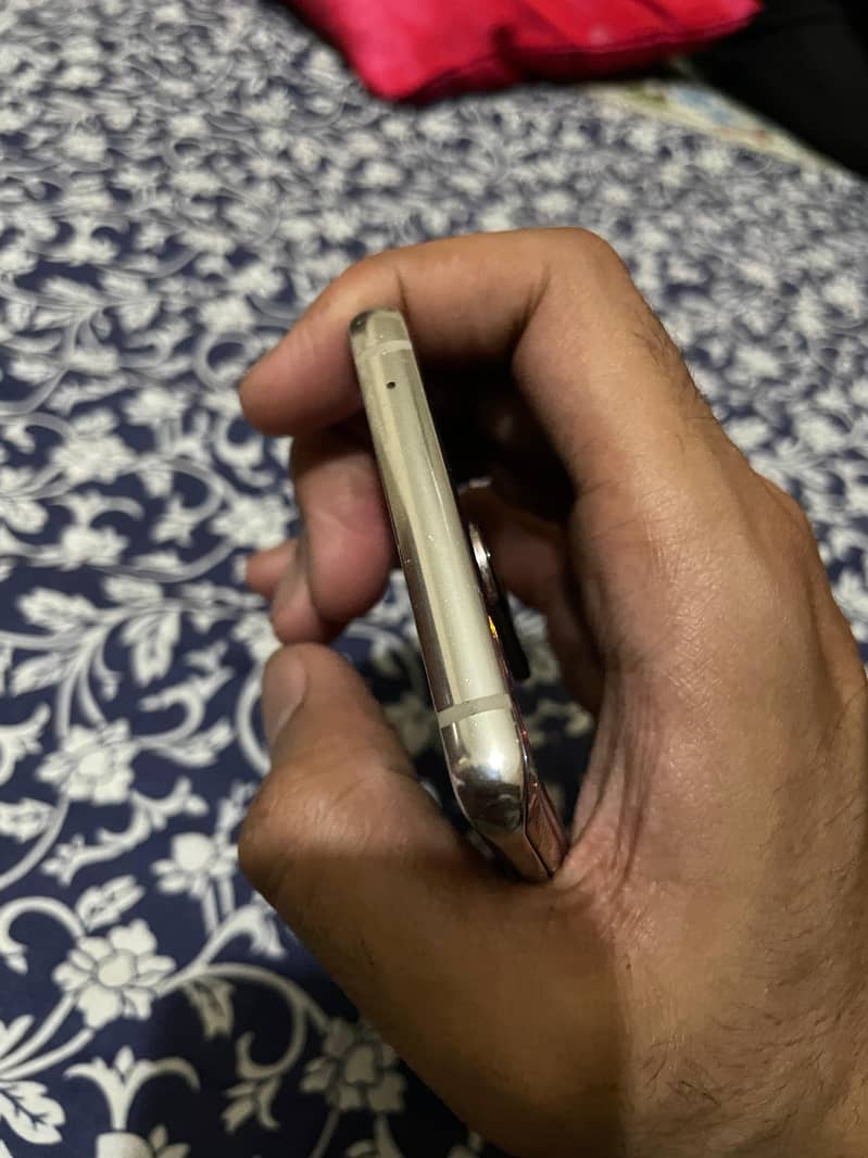 One Plus 8 4