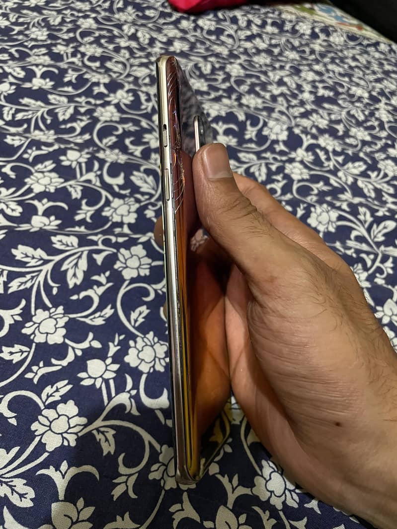 One Plus 8 5
