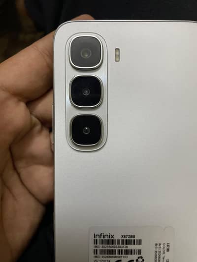 Infinix Hot 60i 12 128 (warranty) available