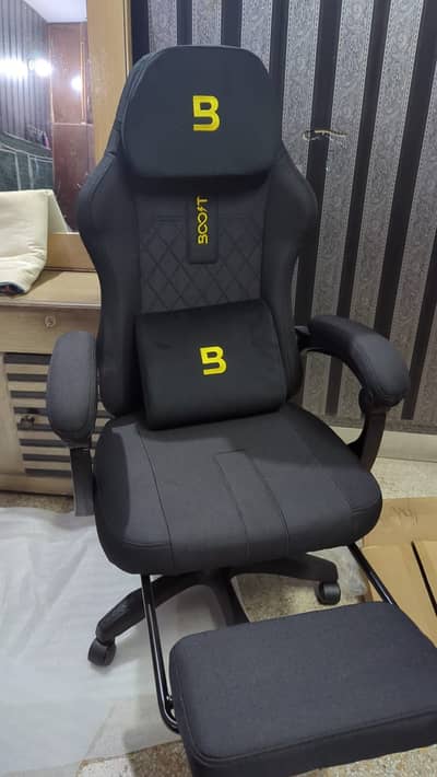 Surge Pro Ergonomic Chair with Footrest – Almost New (3 Weeks Old)