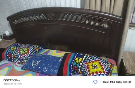 Double Bed (Queen Size) for Sale