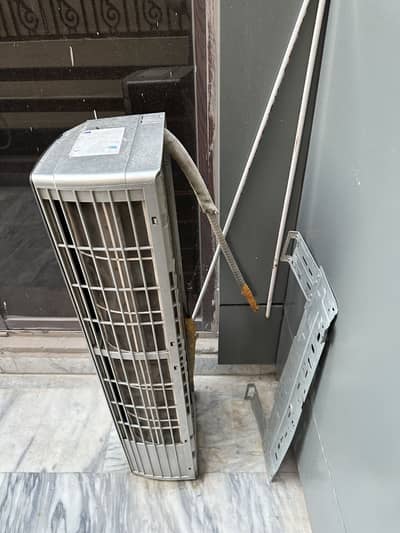 GREE INVERTER AC LUSH