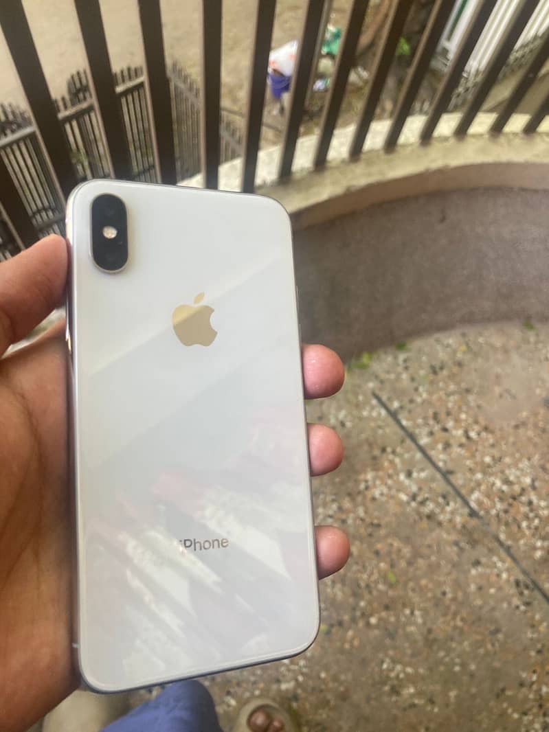 Apple iPhone X 1