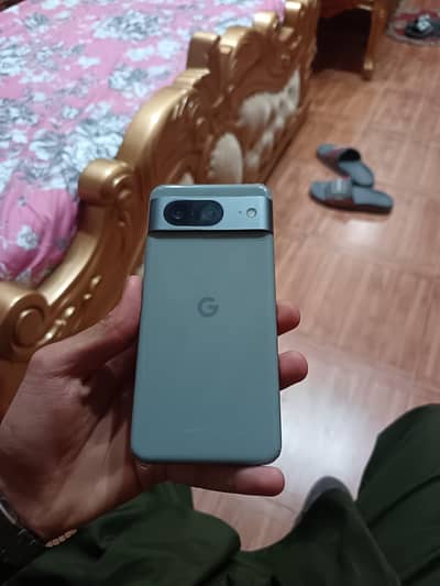 Google Pixel 8