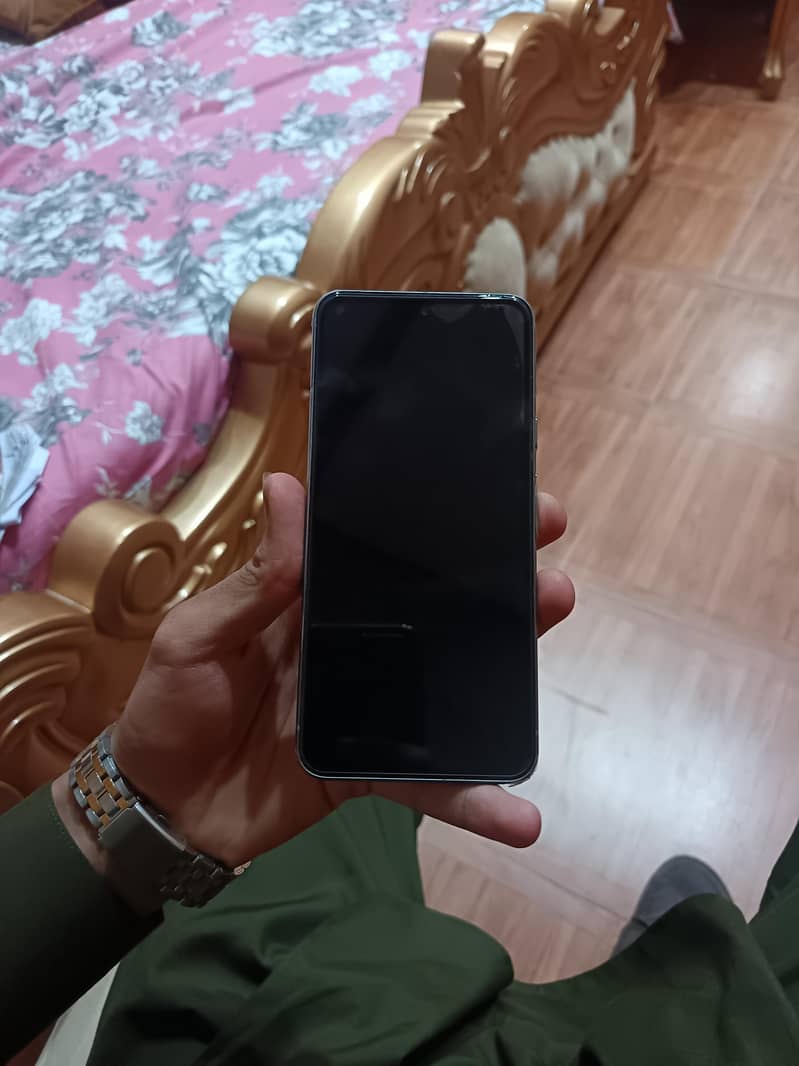 Google Pixel 8 1